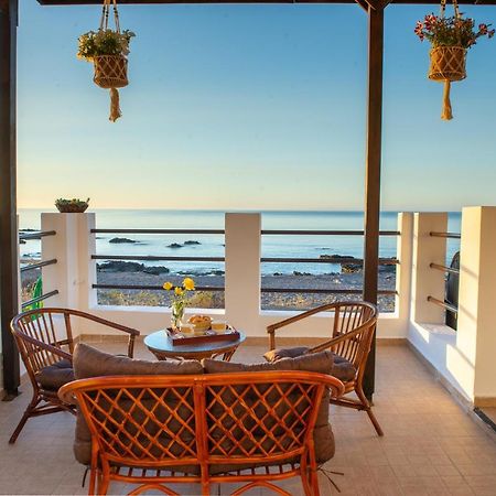 Tsampika'S Beachfront House In Stegna 阿彻奇洛斯 外观 照片